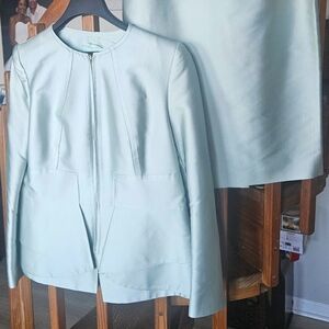 Fit for a queen 👸  RARE Escada Suit